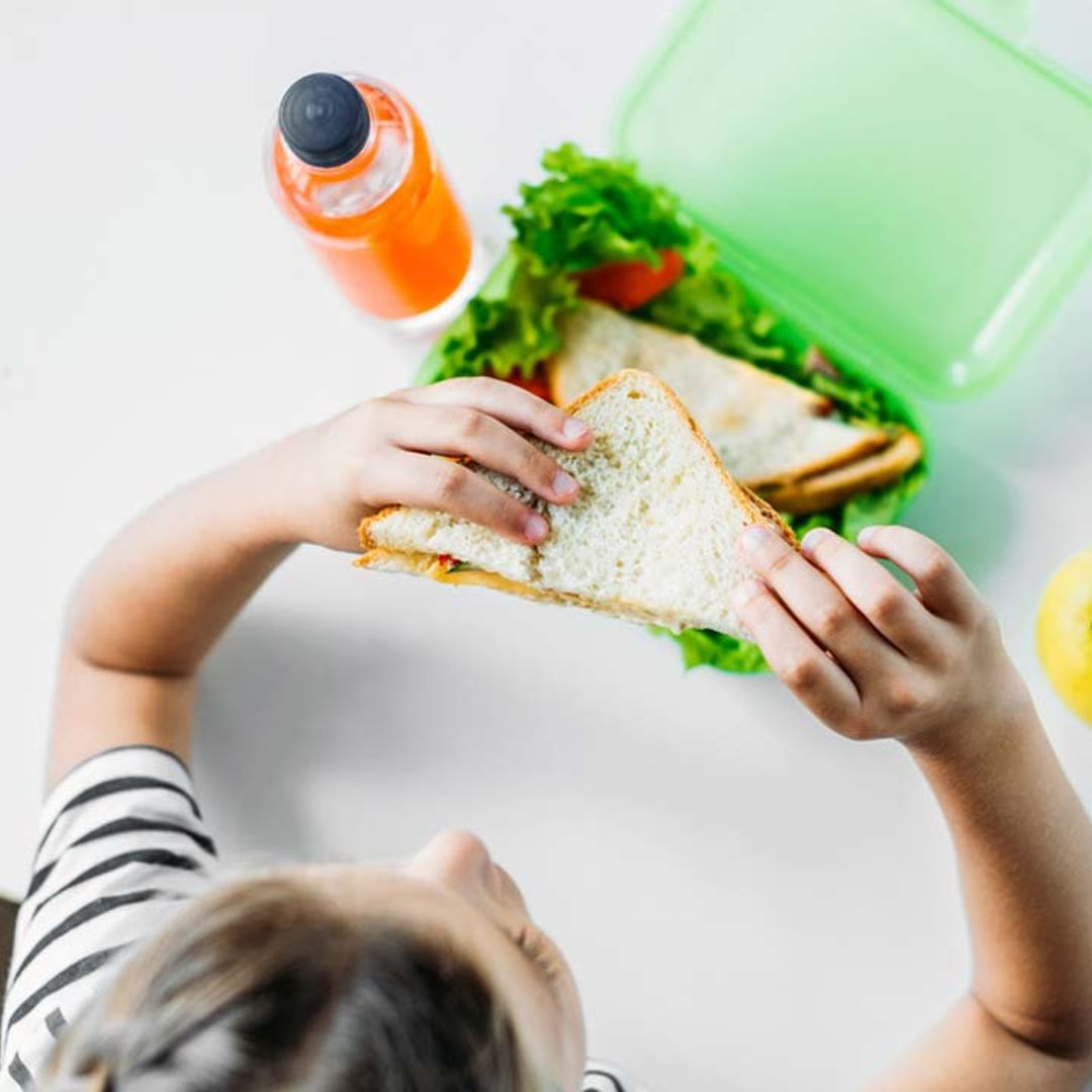 6 unbelievably simple ways to save money on school lunches