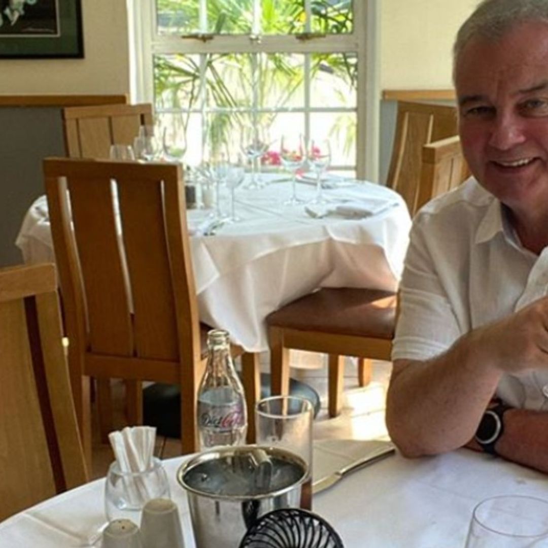 Ruth Langsford inspires envy as she shares photo of date with Eamonn Holmes