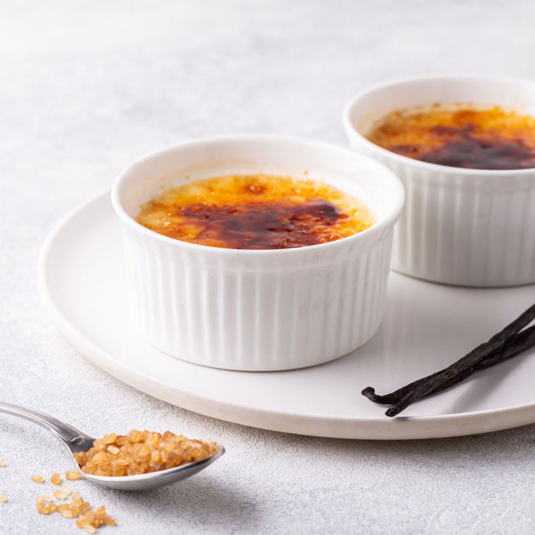 TikTok's 3-ingredient crème brûlée recipe is the best dessert for dinner parties