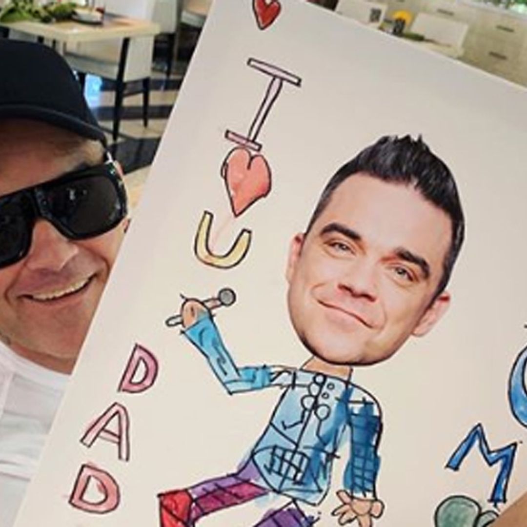 Robbie Williams hailed as best dad in new post with all three adorable children