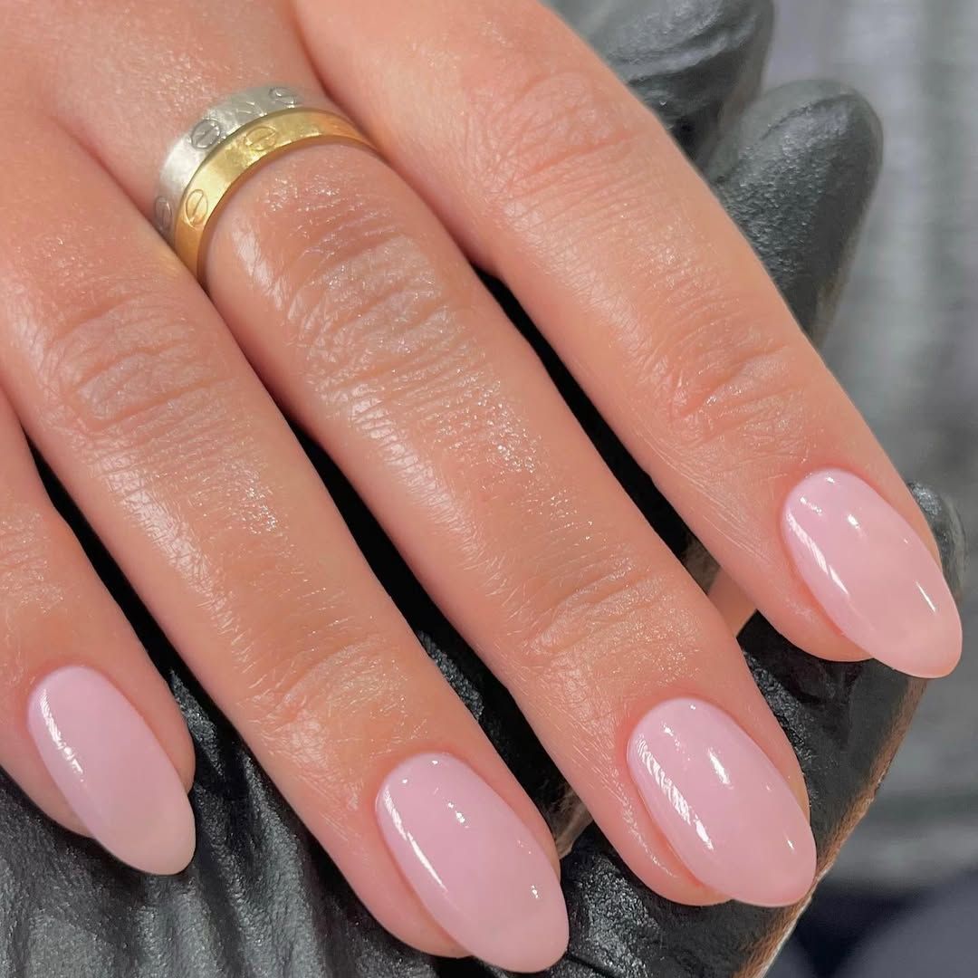 rose pink manicure 