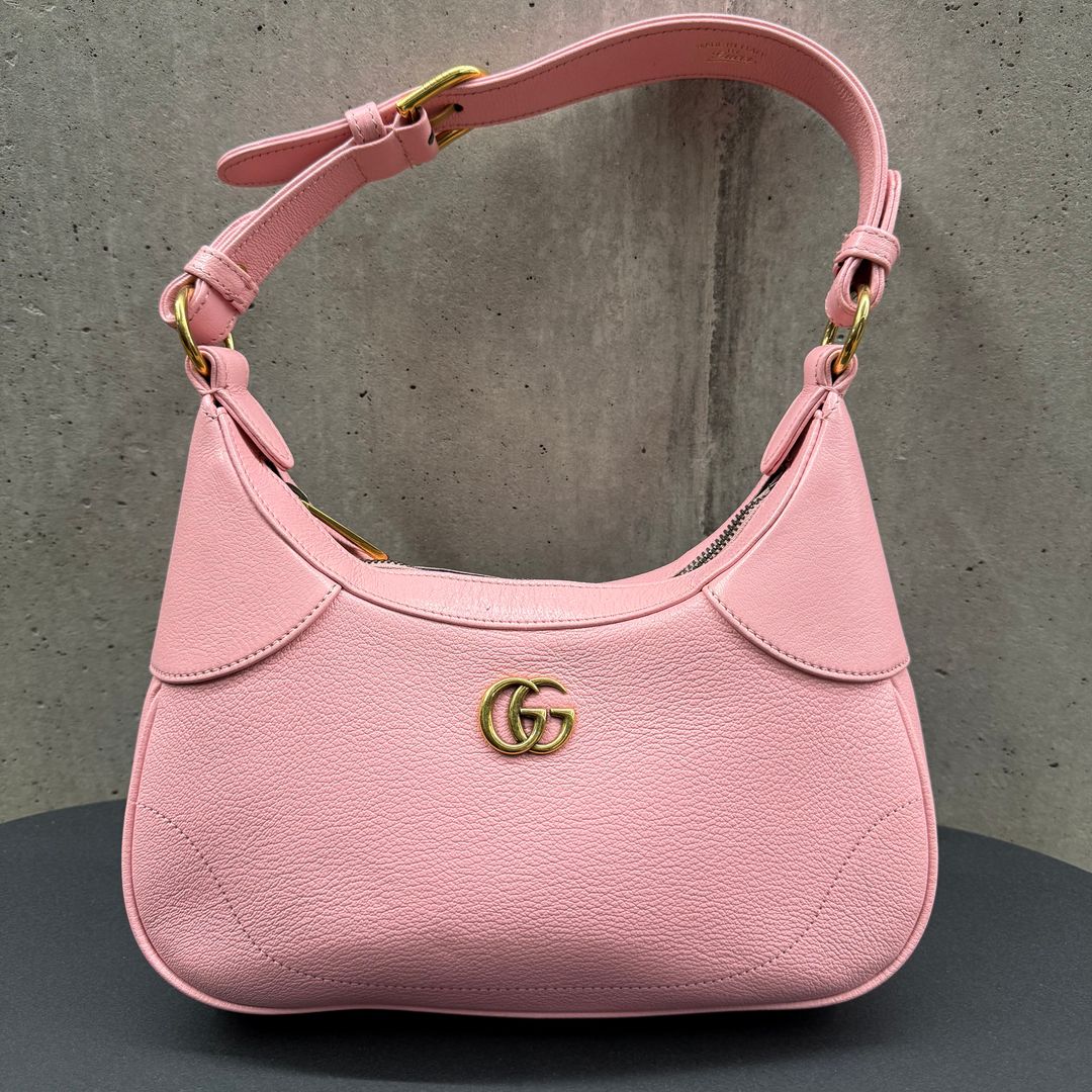 Alexa's Pink Gucci handbag 