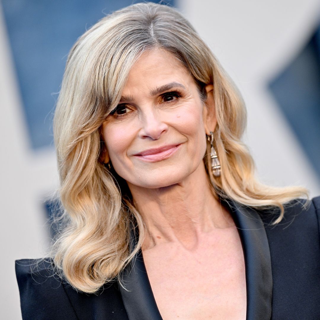 Kyra Sedgwick stuns in figure-hugging gown for incredible venture