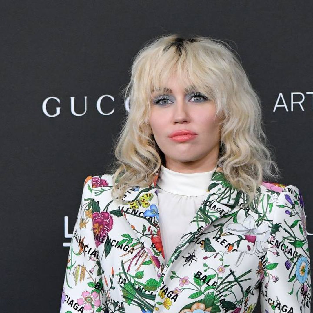 Miley Cyrus updates fans after her plane is struck by lightning