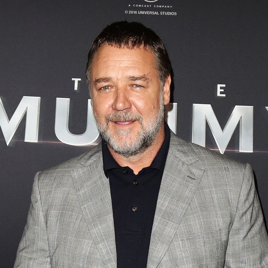 Russell Crowe at 60: check out his unrecognizable look from his surprising debut, and his transformation in photos