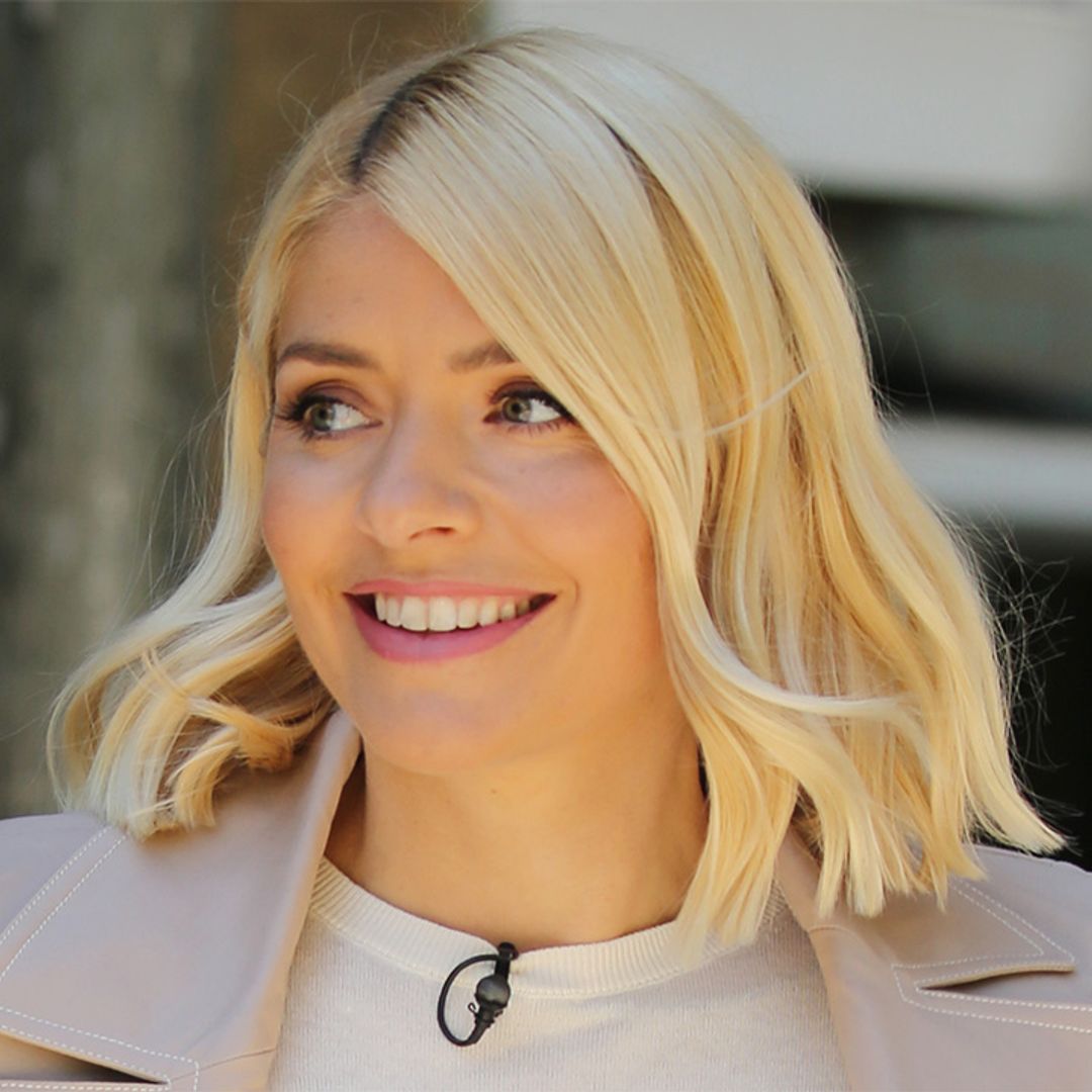 Holly Willoughby does double denim on This Morning - and we want the lot