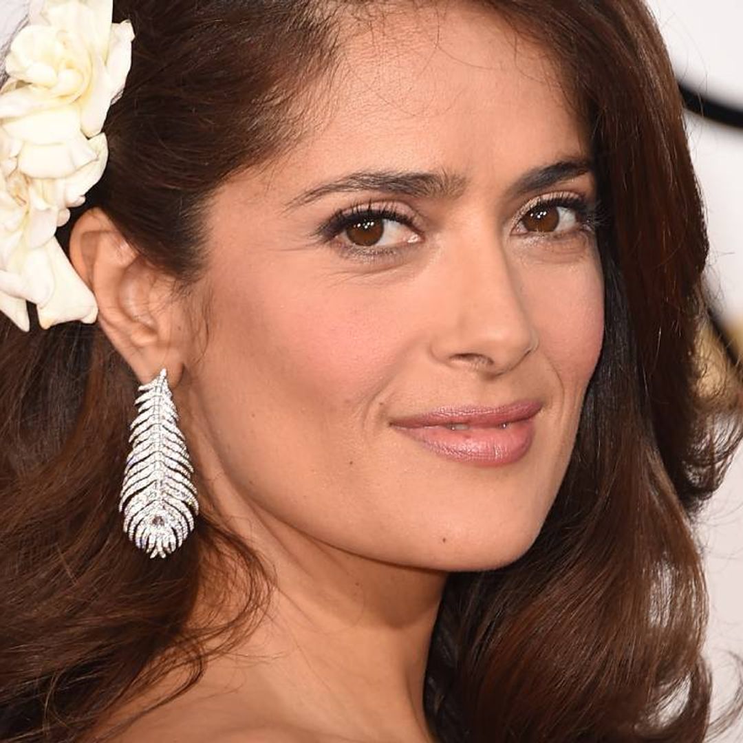 Salma Hayek's throwback selfie with this Hollywood star has fans saying the same thing