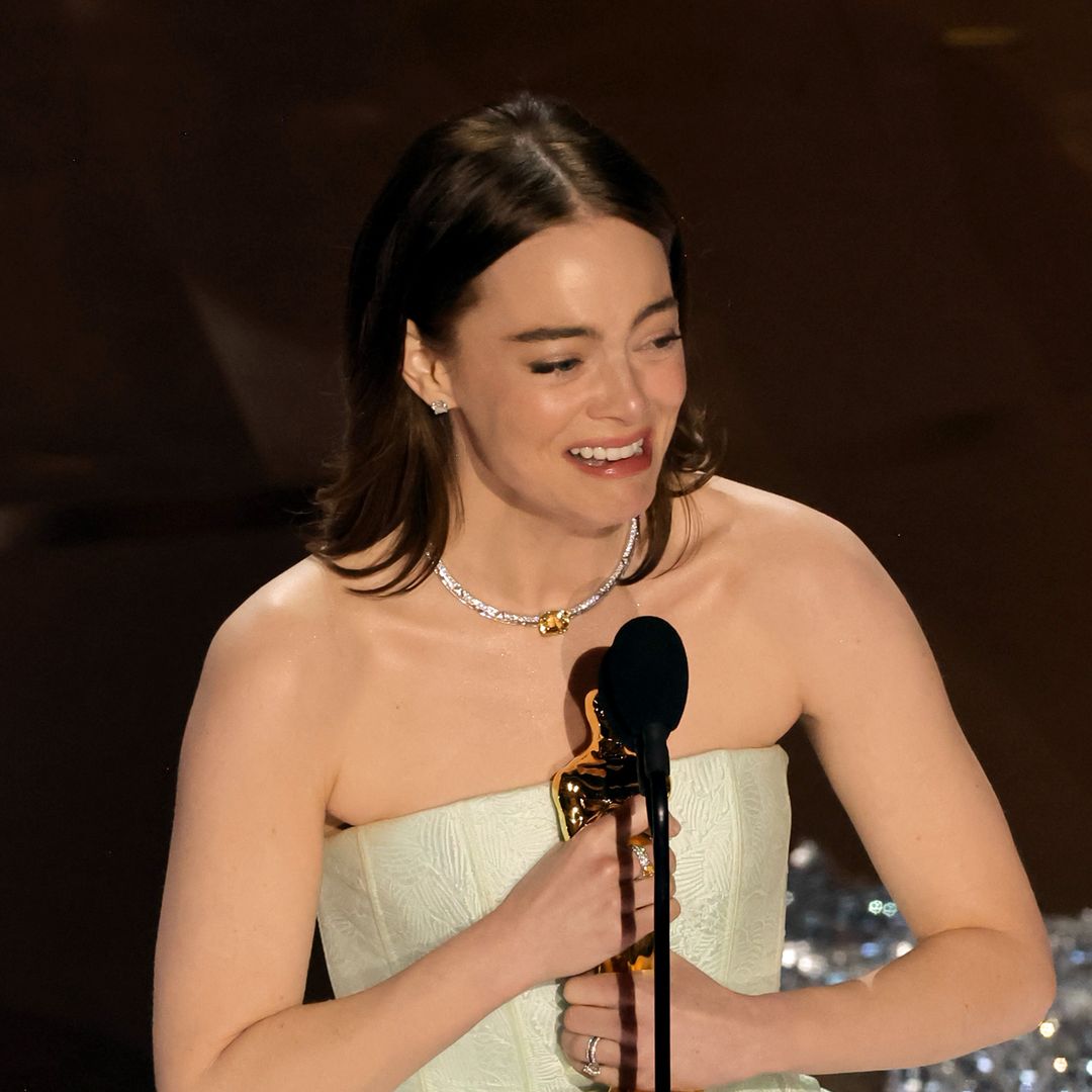 Watch Emma Stone's revelation about daughter Louise in emotional Oscars speech