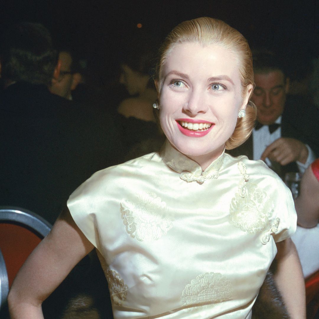 12 Best Golden Globes Vintage Beauty Moments of All Time