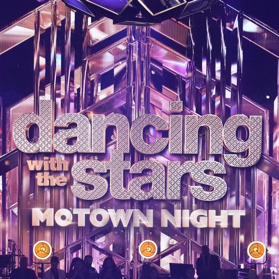 DWTS star dead at 52: 'We have lost an icon'