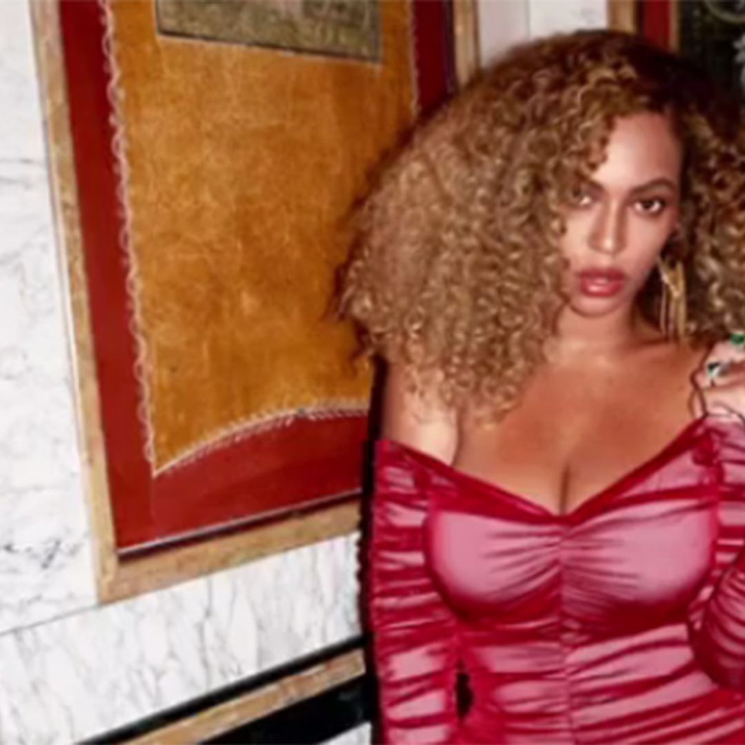 Beyoncé shows off incredible figure just months after giving birth to twins