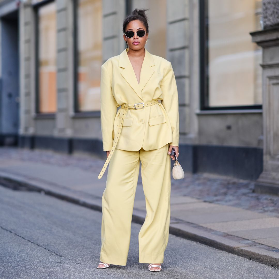 How to style pastel yellow in 2024