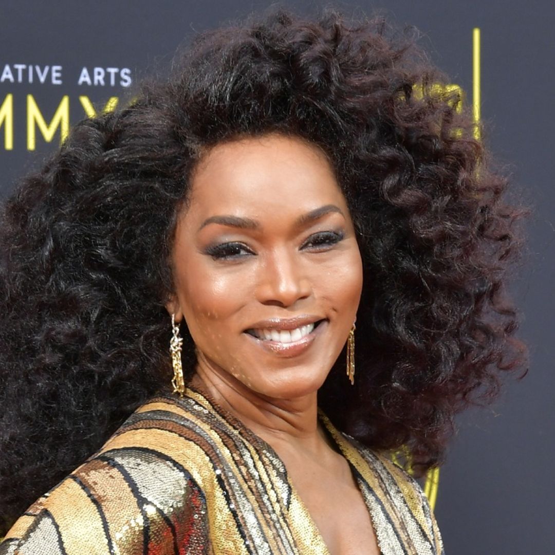 Angela Bassett stuns in the most regal and extravagant purple gown you need to see