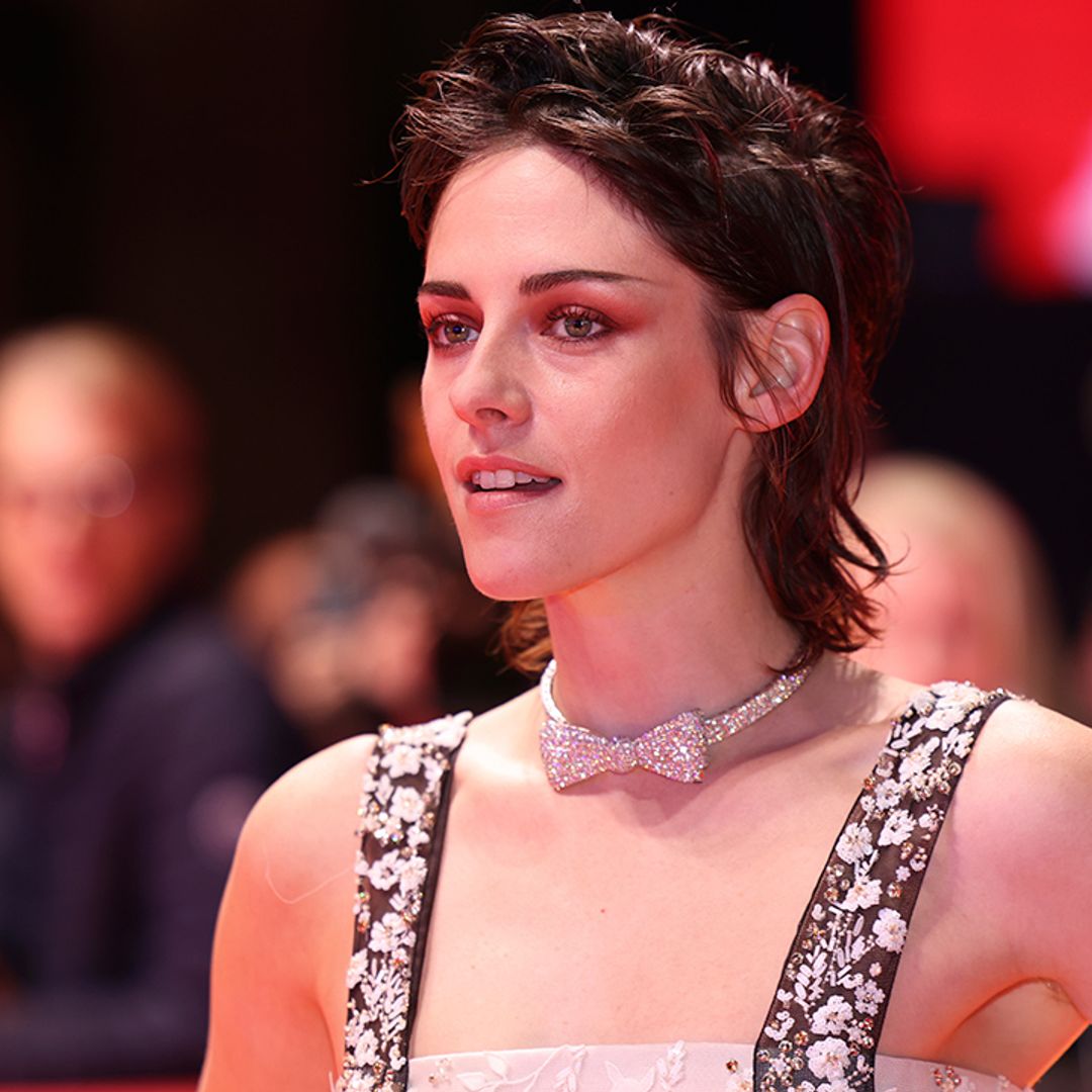 Kristen Stewart juxtaposes edgy mullet alongside ultra-feminine Chanel gown