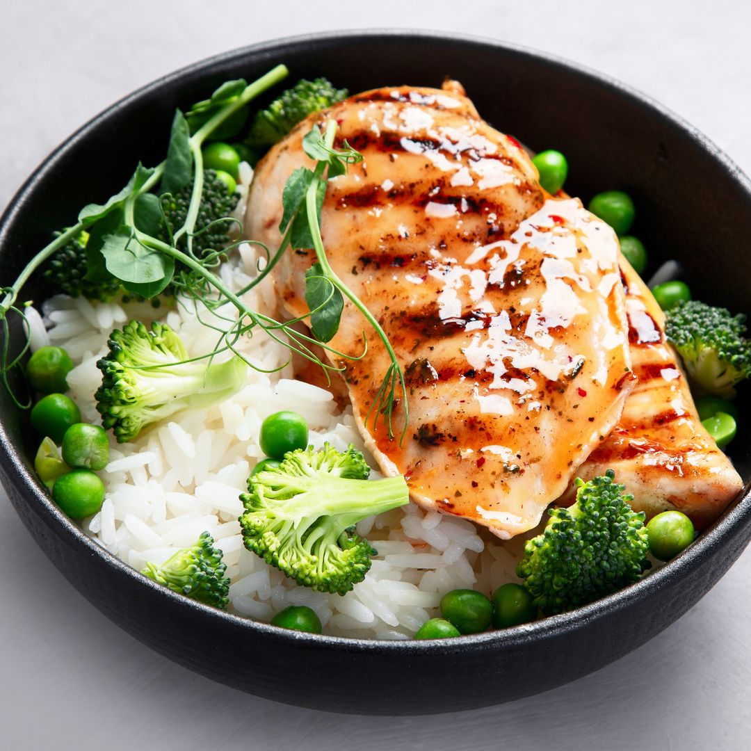 5 healthy and easy dinner recipes if you're tired of grilled chicken and broccoli