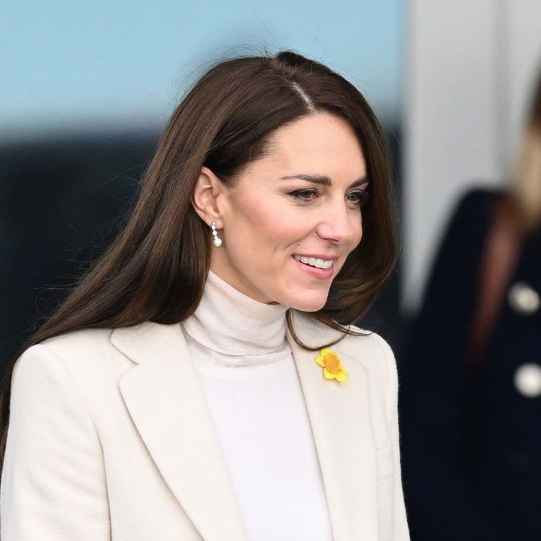 Princess Kate’s houndstooth skirt is bang on trend for 2023: Get the look