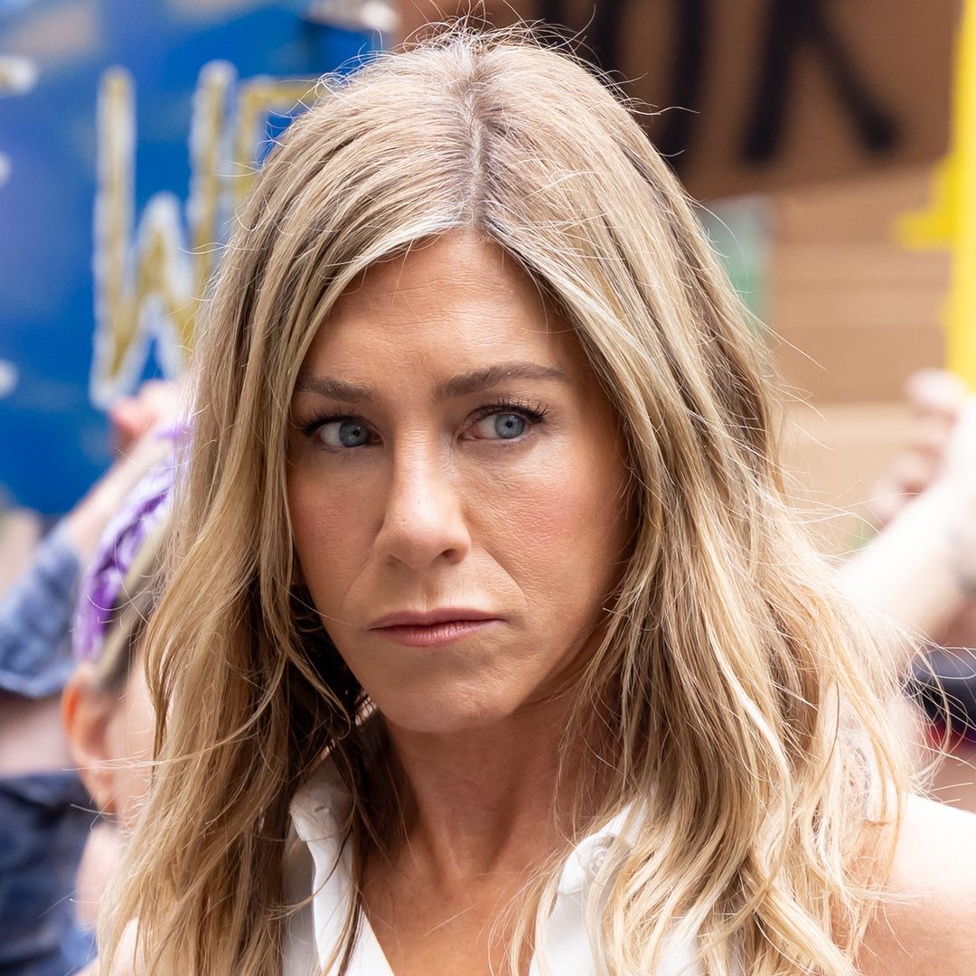 Jennifer Aniston gets oil thrown on her in dramatic moment caught on camera