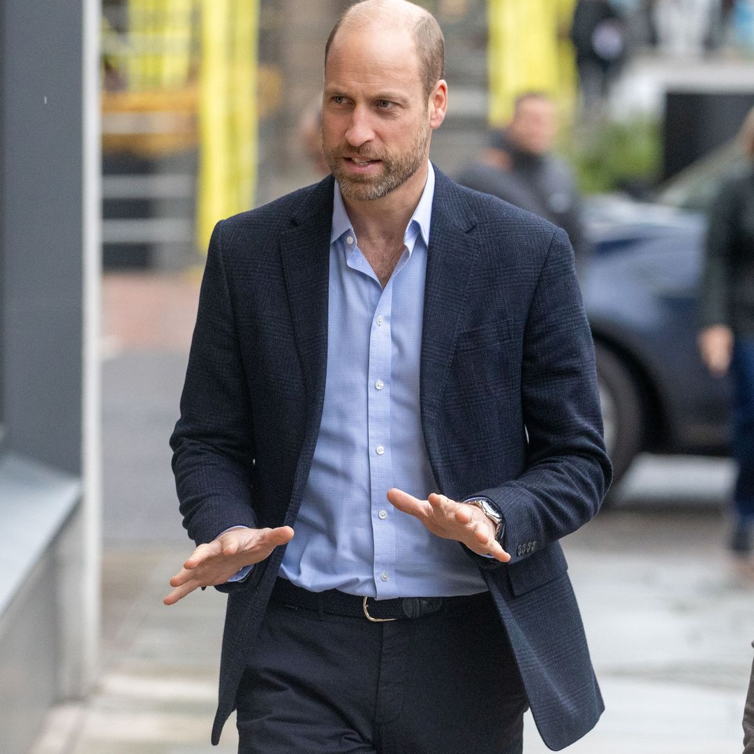 Prince William visits homelessness charity
