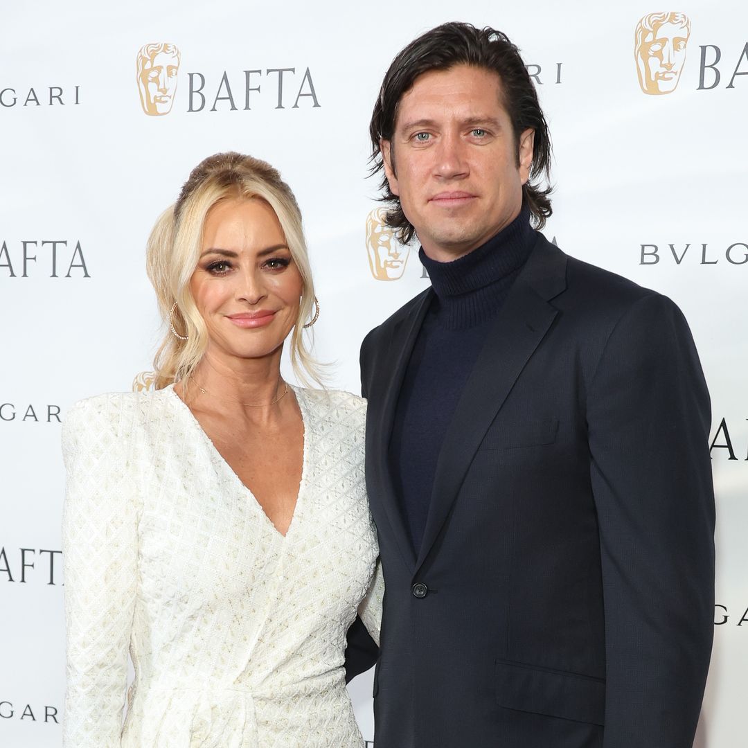12 rare photos of Tess Daly's lookalike daughters Phoebe and Amber with husband Vernon Kay