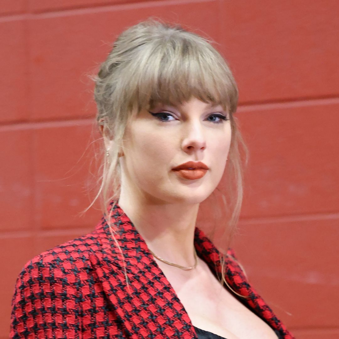 Taylor Swift's close friendship with Travis Kelce's friends revealed in adorable new picture: 'Auntie Tay'