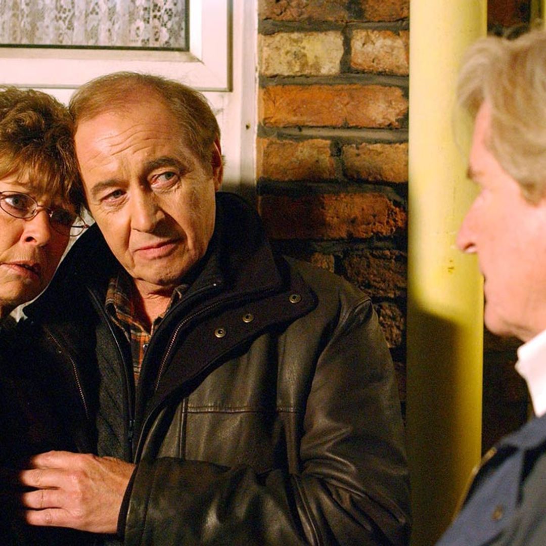 Coronation Street actor Neville Buswell dies at the age of 77