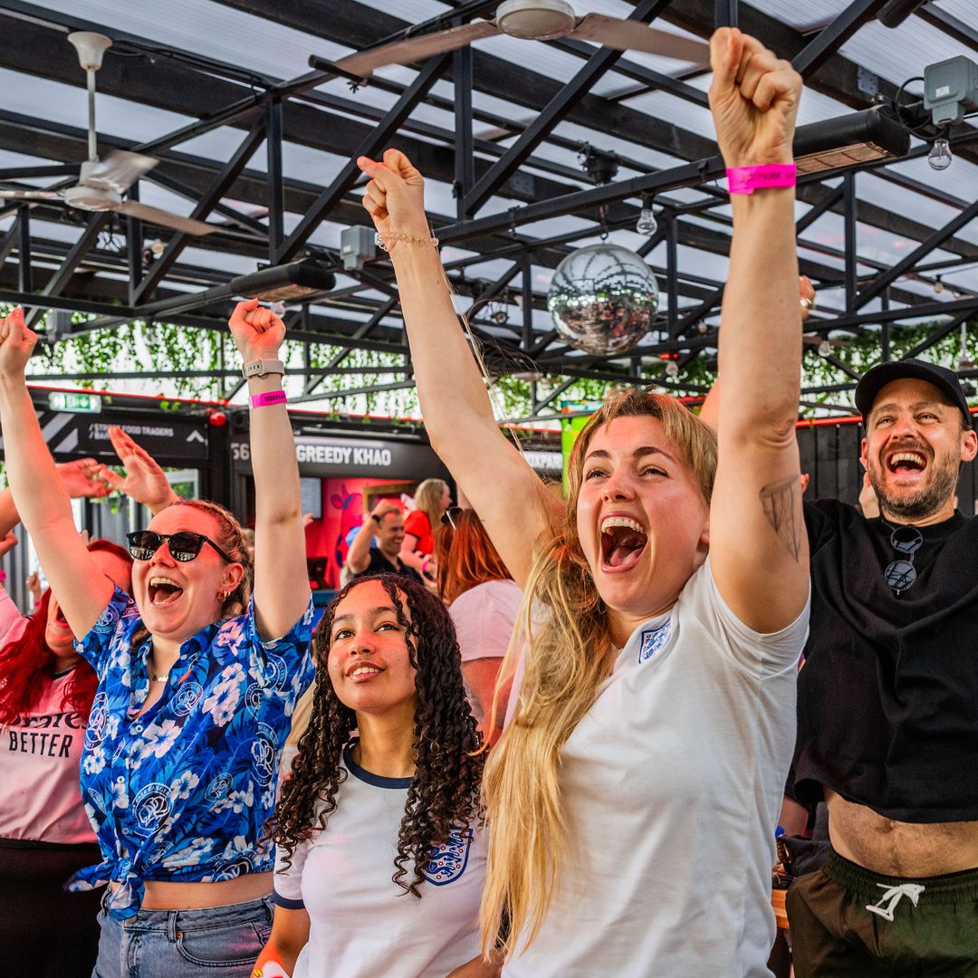 C'mon, Lionesses! 12 football party supplies you need for the World Cup final