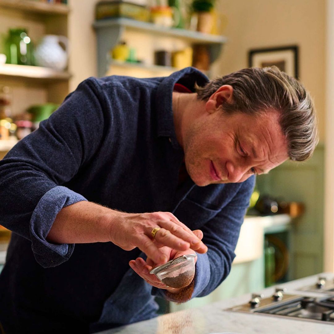 Jamie Oliver unveils twinkling Christmas kitchen transformation amid publishing scandal