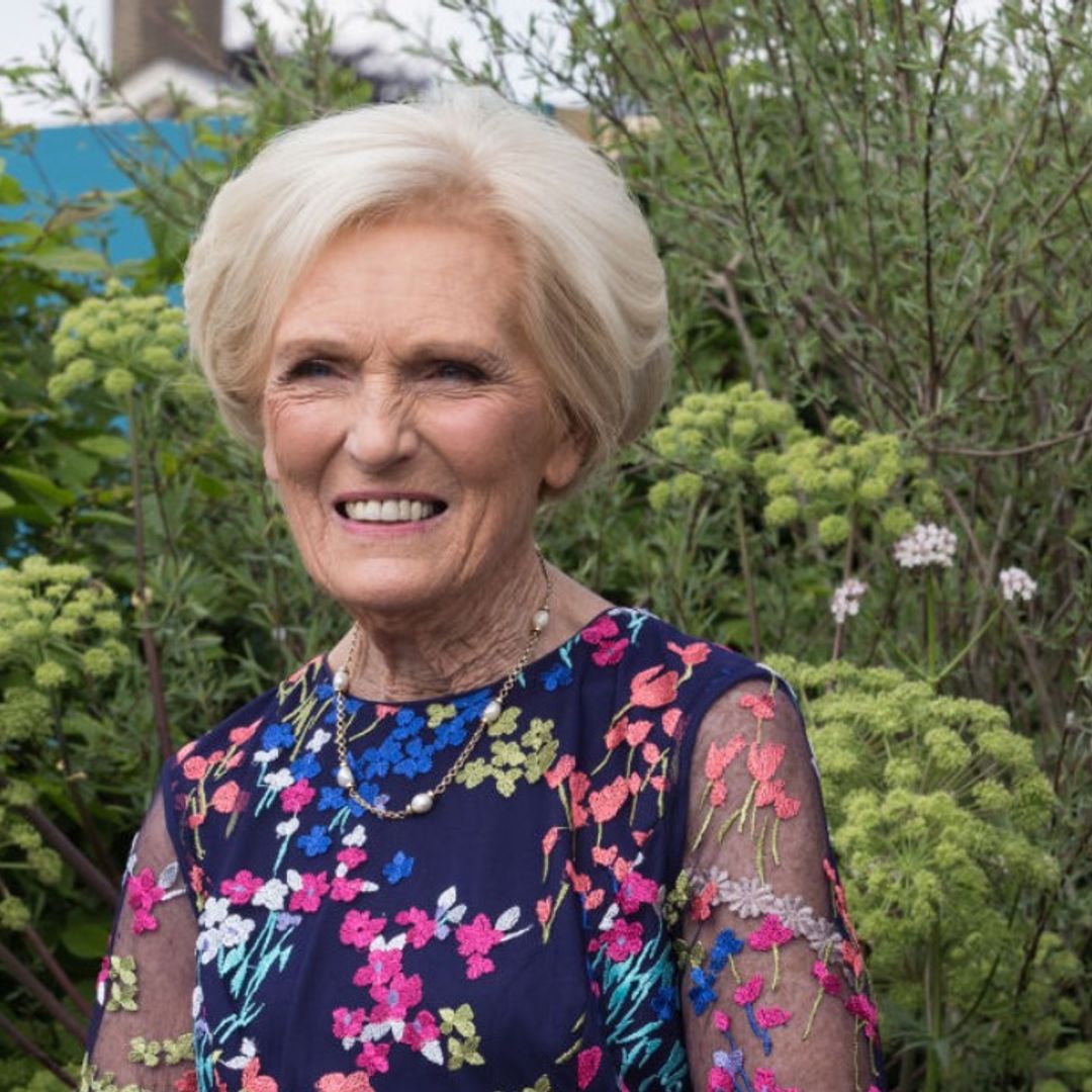 Mary Berry's throwback family photos from the seventies are incredible