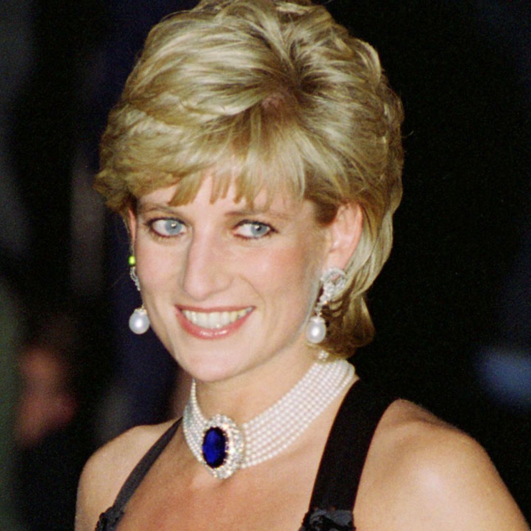 Princess Diana looks cherubic in unearthed photo taken by father John Spencer