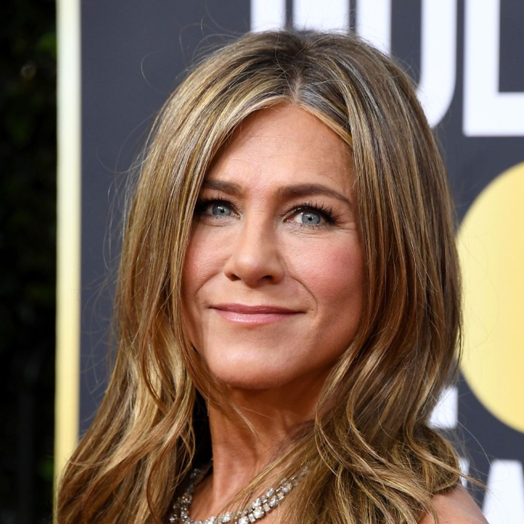 Jennifer Aniston wows in gothic look in unbelievable throwback photo
