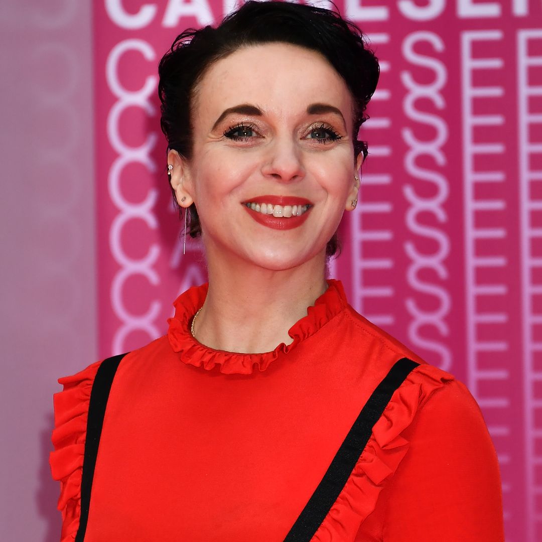 Strictly's Amanda Abbington prepares for 'epic' wedding after 30-minute first date