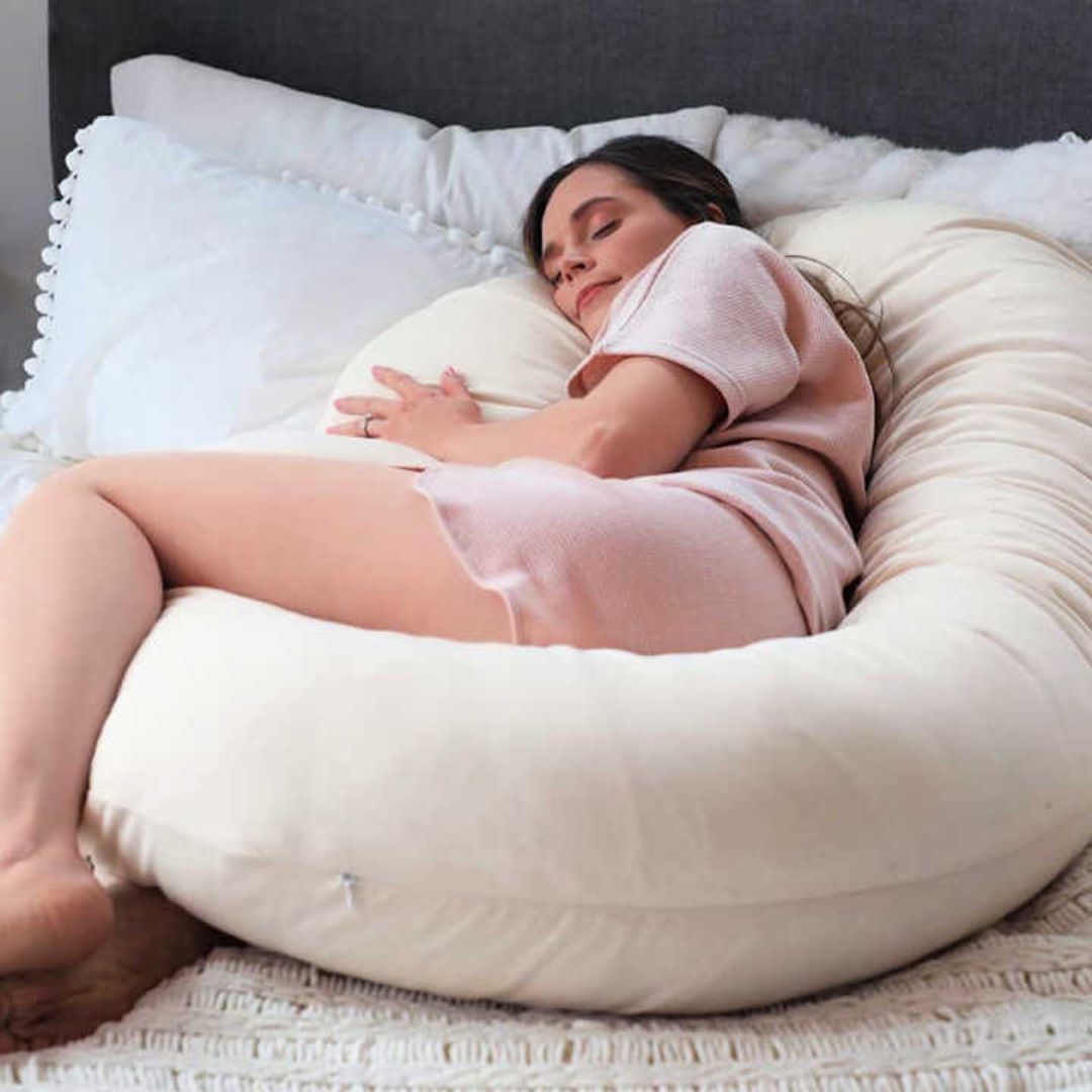 We scoured the internet for the best pregnancy pillows out there - here are our picks