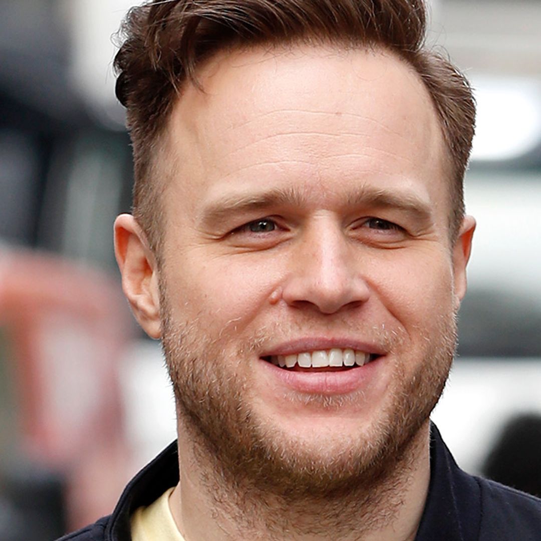Olly Murs pays sweet tribute to his dad during romantic break with girlfriend Amelia