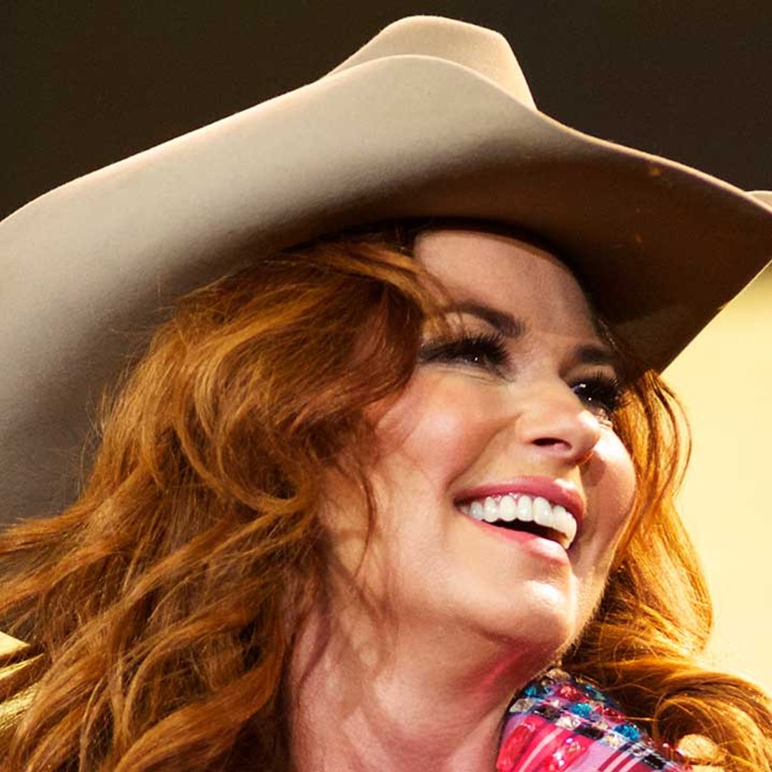 Sultry Shania Twain looks unbelievable in uncharacteristically laid-back look - and wow!