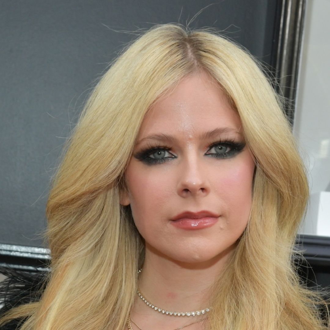 Avril Lavigne announces upsetting tour update as she shares COVID news