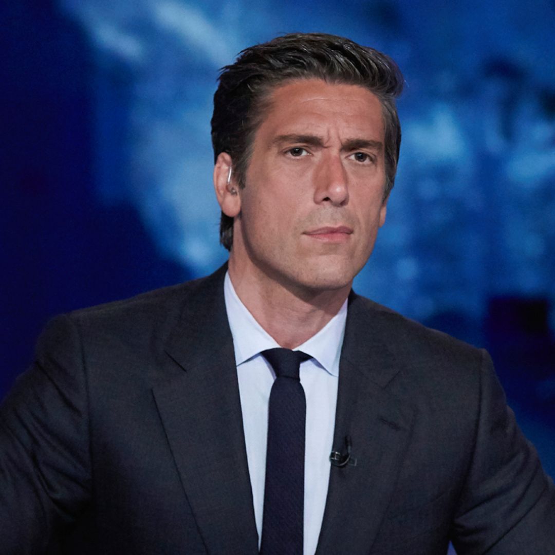 ABC s David Muir Looks Like A Waiter At An Upscale Steak Restaurant 