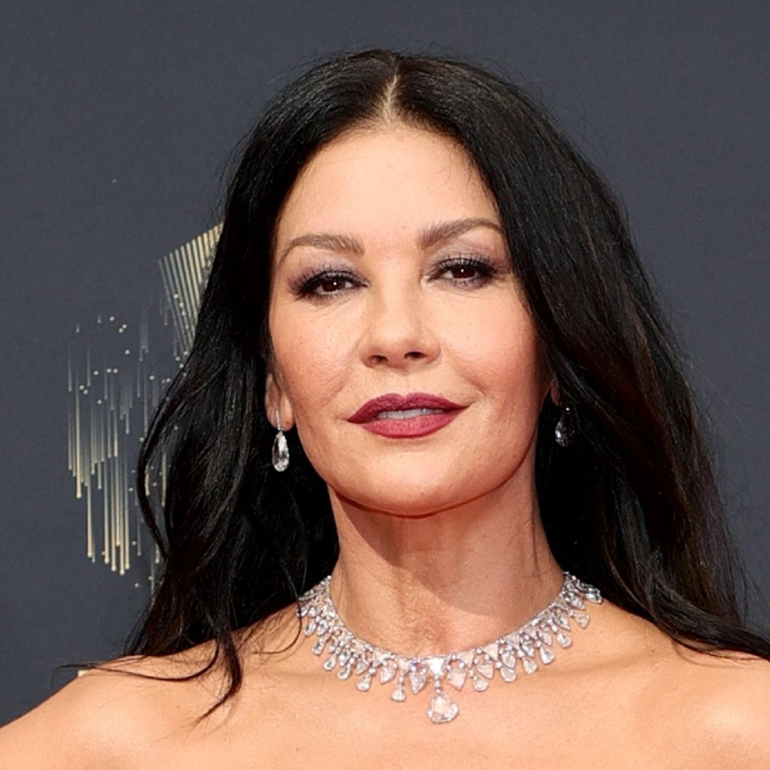 Catherine Zeta-Jones shows off incredibly theatrical skill in new video