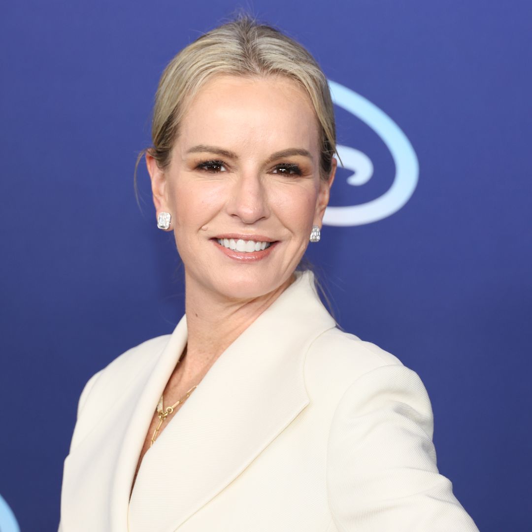 Gmas Dr Jennifer Ashton 53 Stuns In Tiny Red Bikini In Jaw Dropping Beach Photo During 