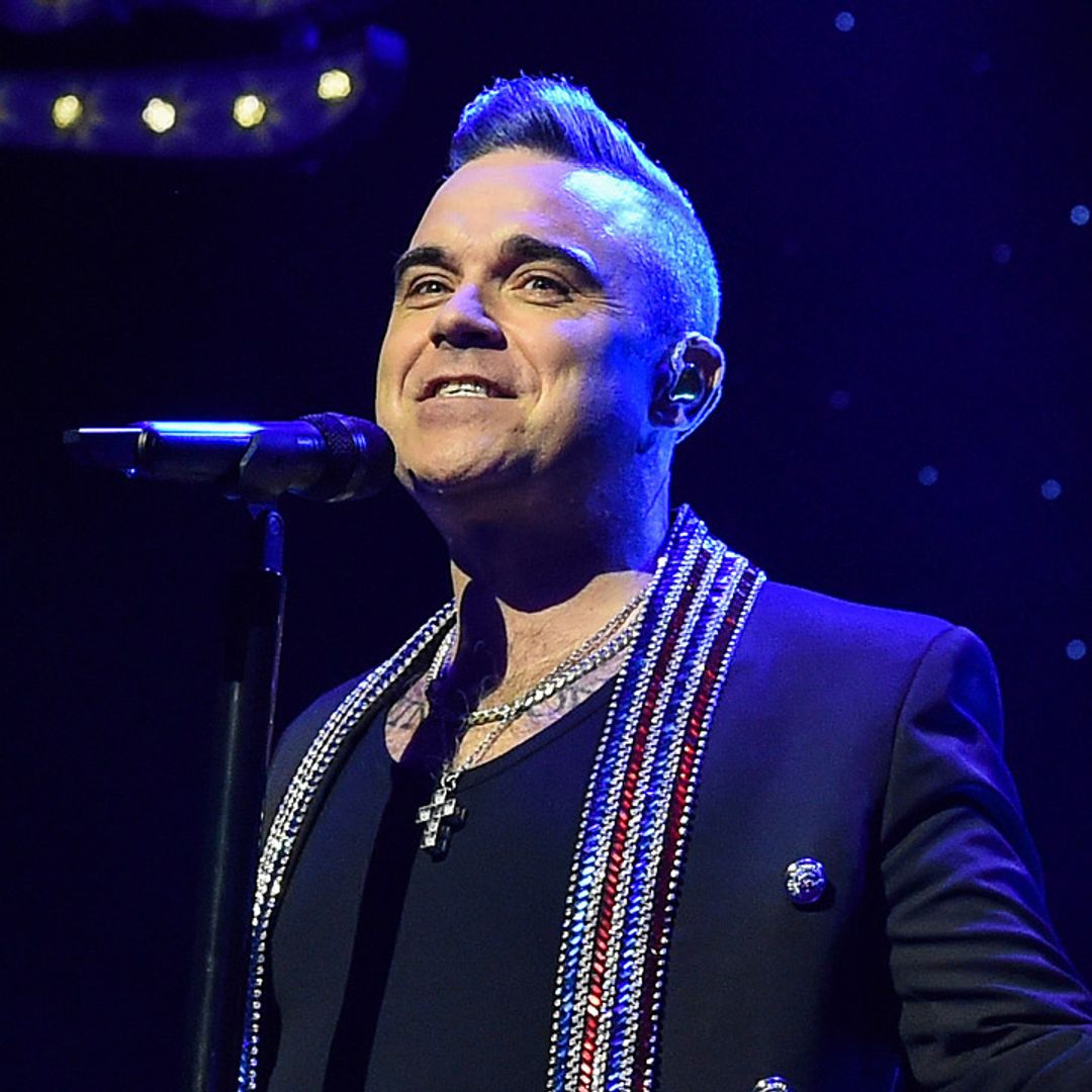 Robbie Williams is identical to dad Pete Conway – see the rare photo