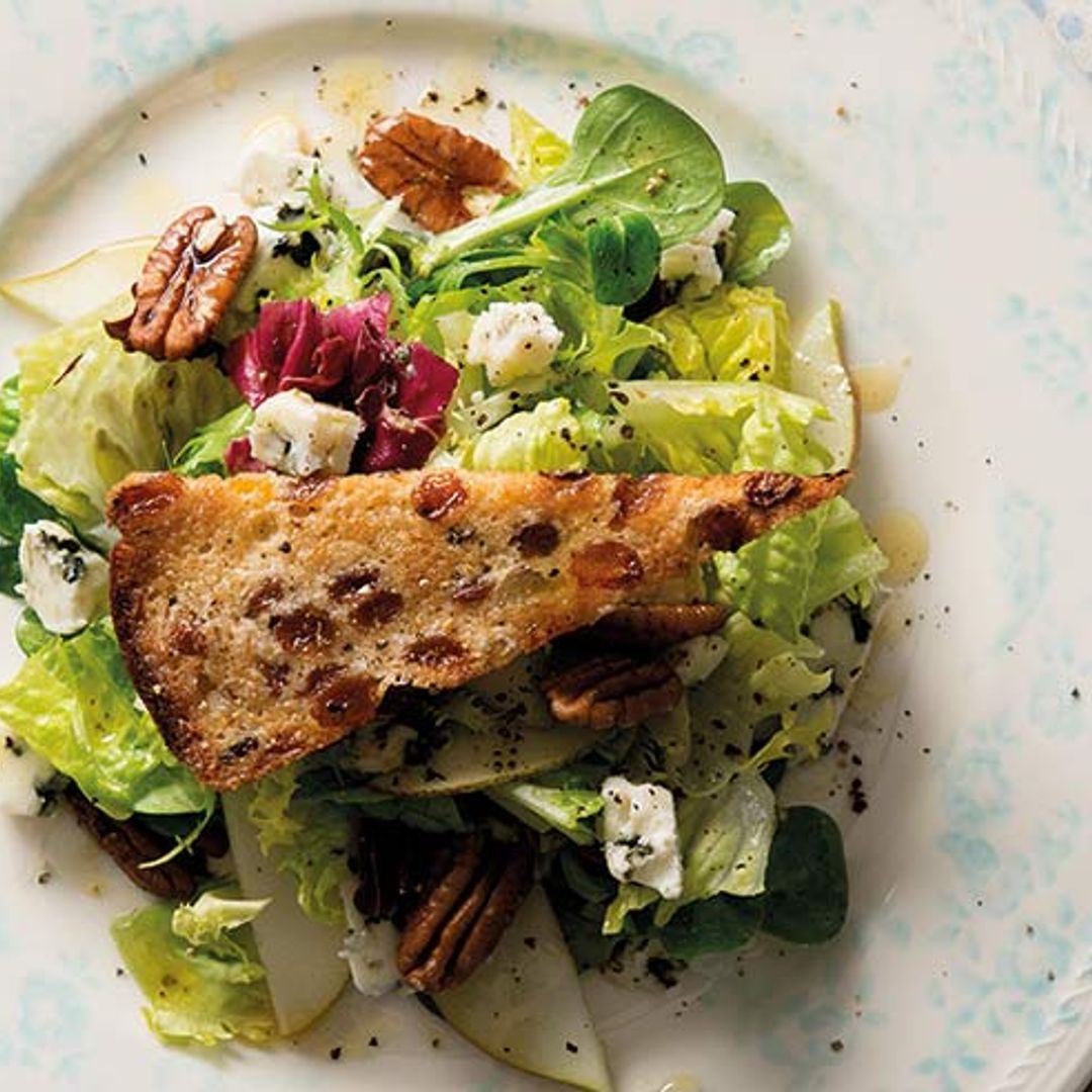 Recipe of the Week: Blue cheese, pear and pecan nut salad with barmbrack croutons
