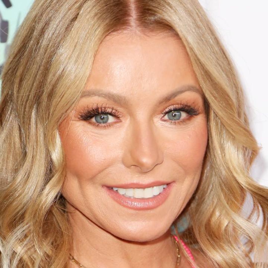 Kelly Ripa shares glimpse inside regal-inspired bedroom in the Hamptons