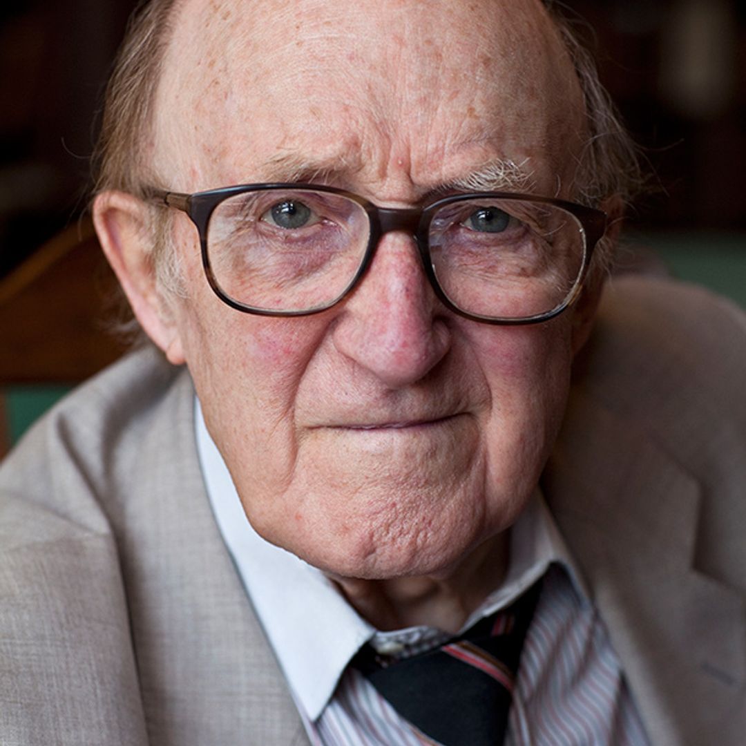 Ron Moody – Oliver! actor – dies aged 91