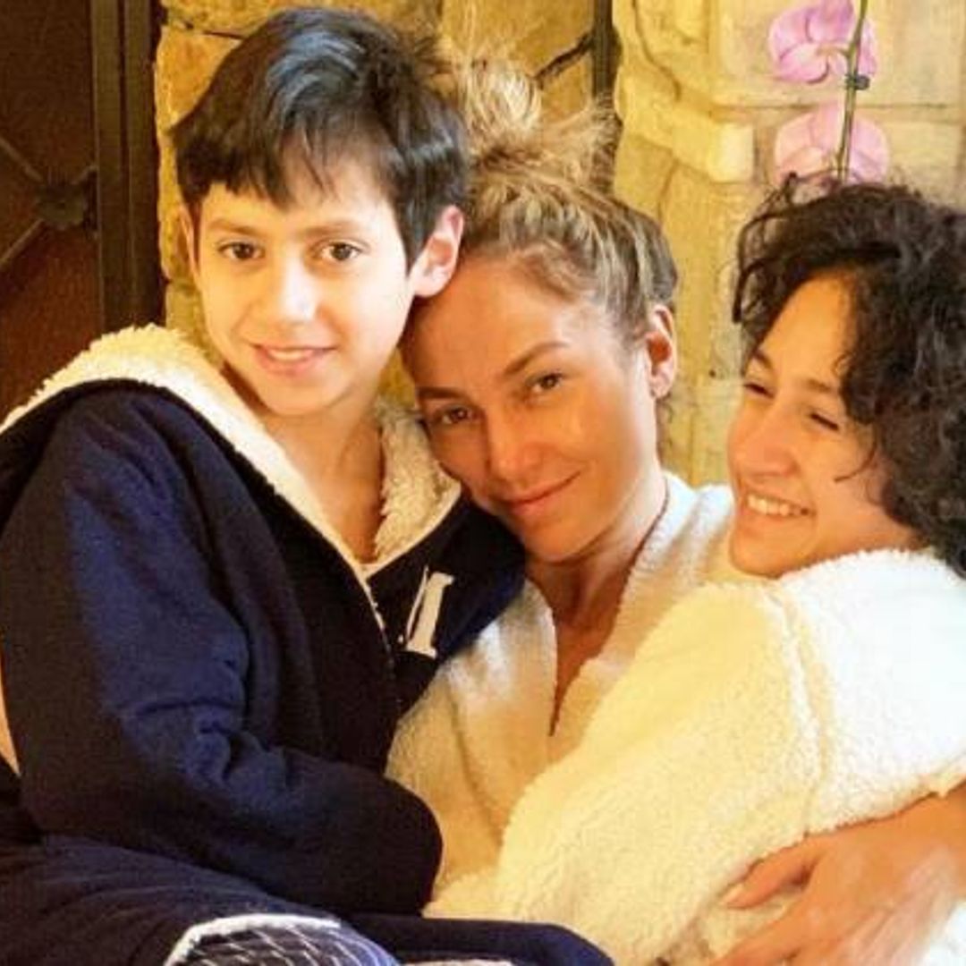 Jennifer Lopez texts twins Emme and Max minutes before live TV appearance