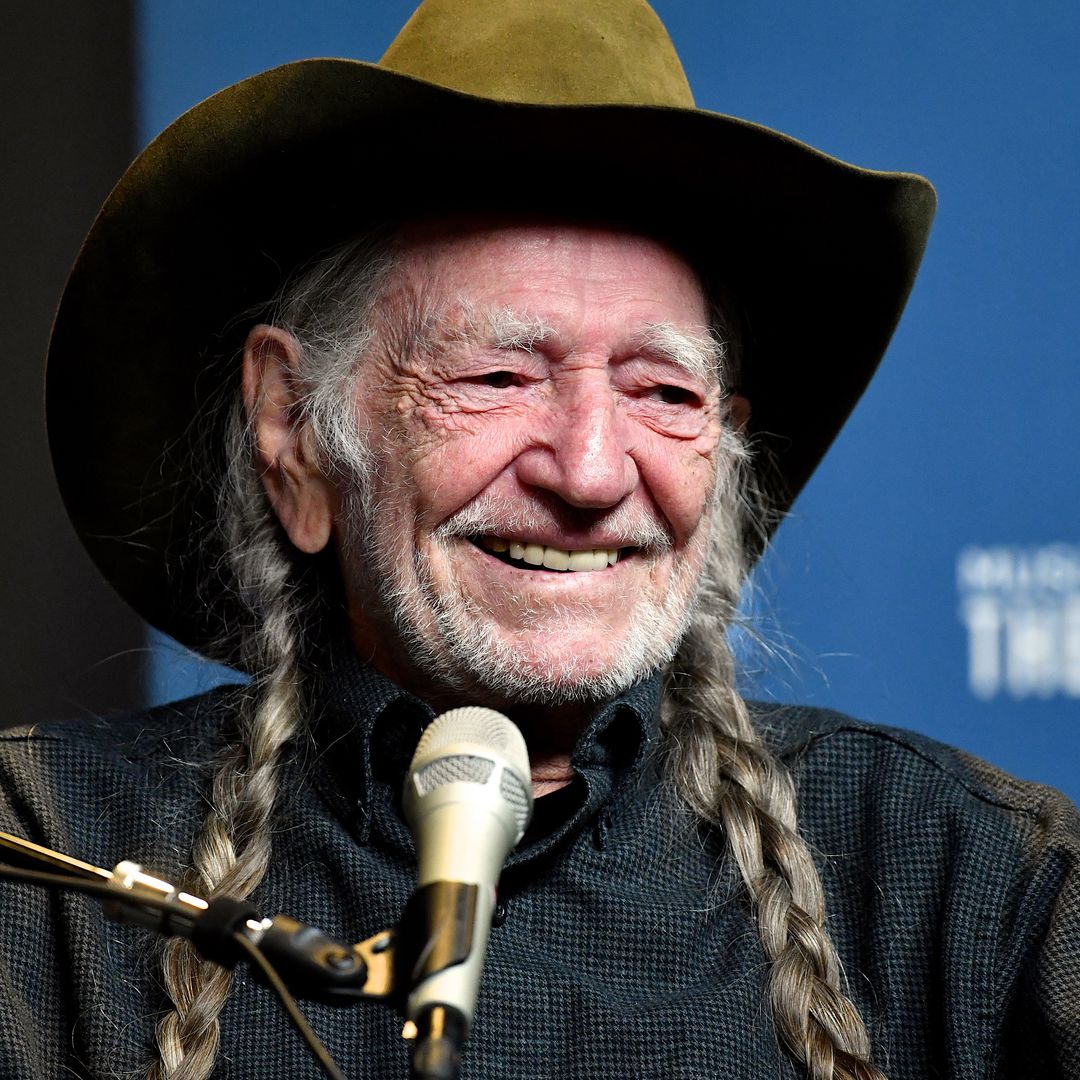 Country music star Willie Nelson's net worth at 91 will leave you stunned