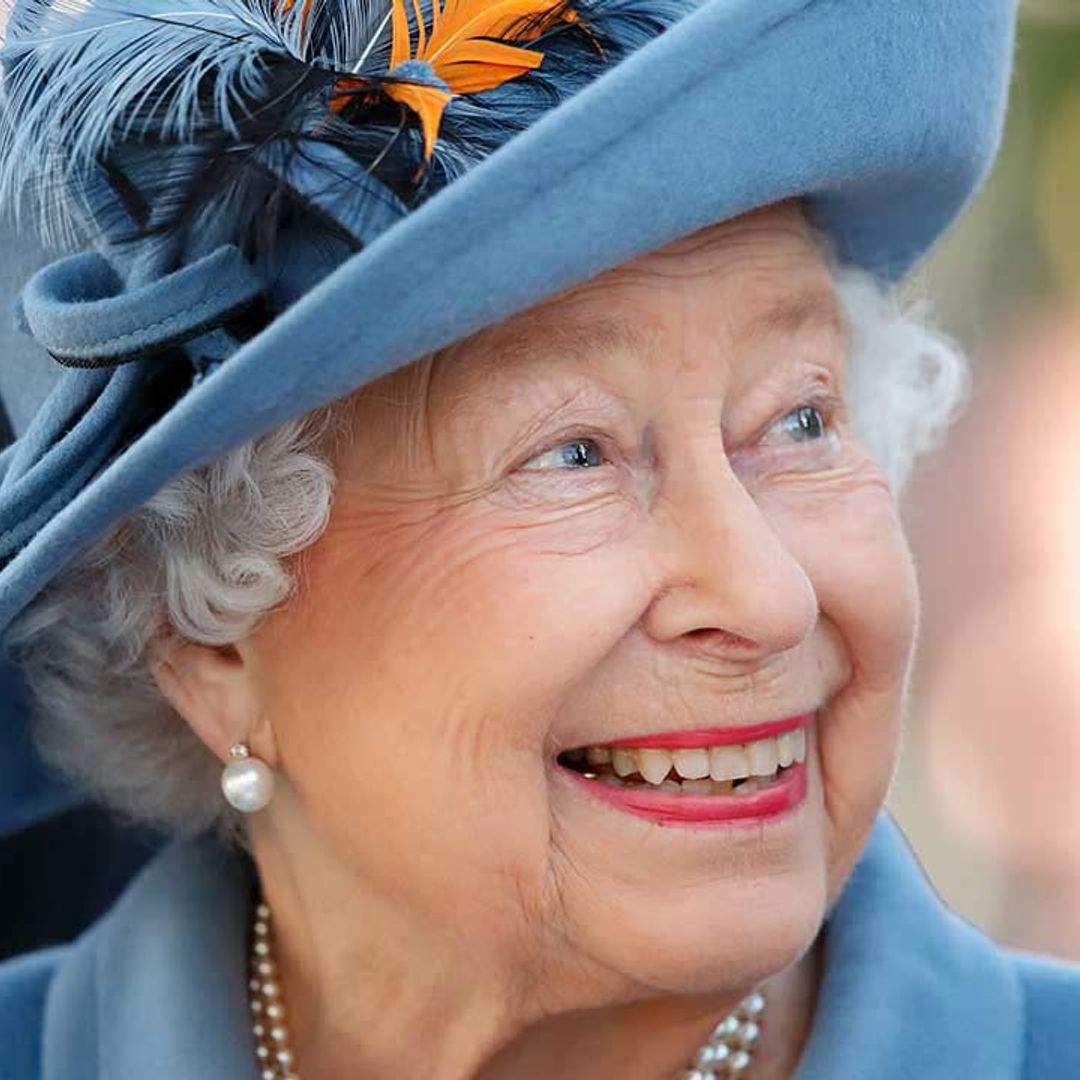 The Queen leaves royal fans emotional with heartfelt New Year's Eve message