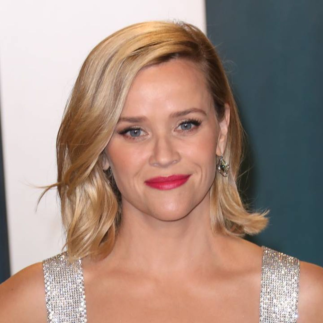 Reese Witherspoon’s sentimental Christmas tree is too cute