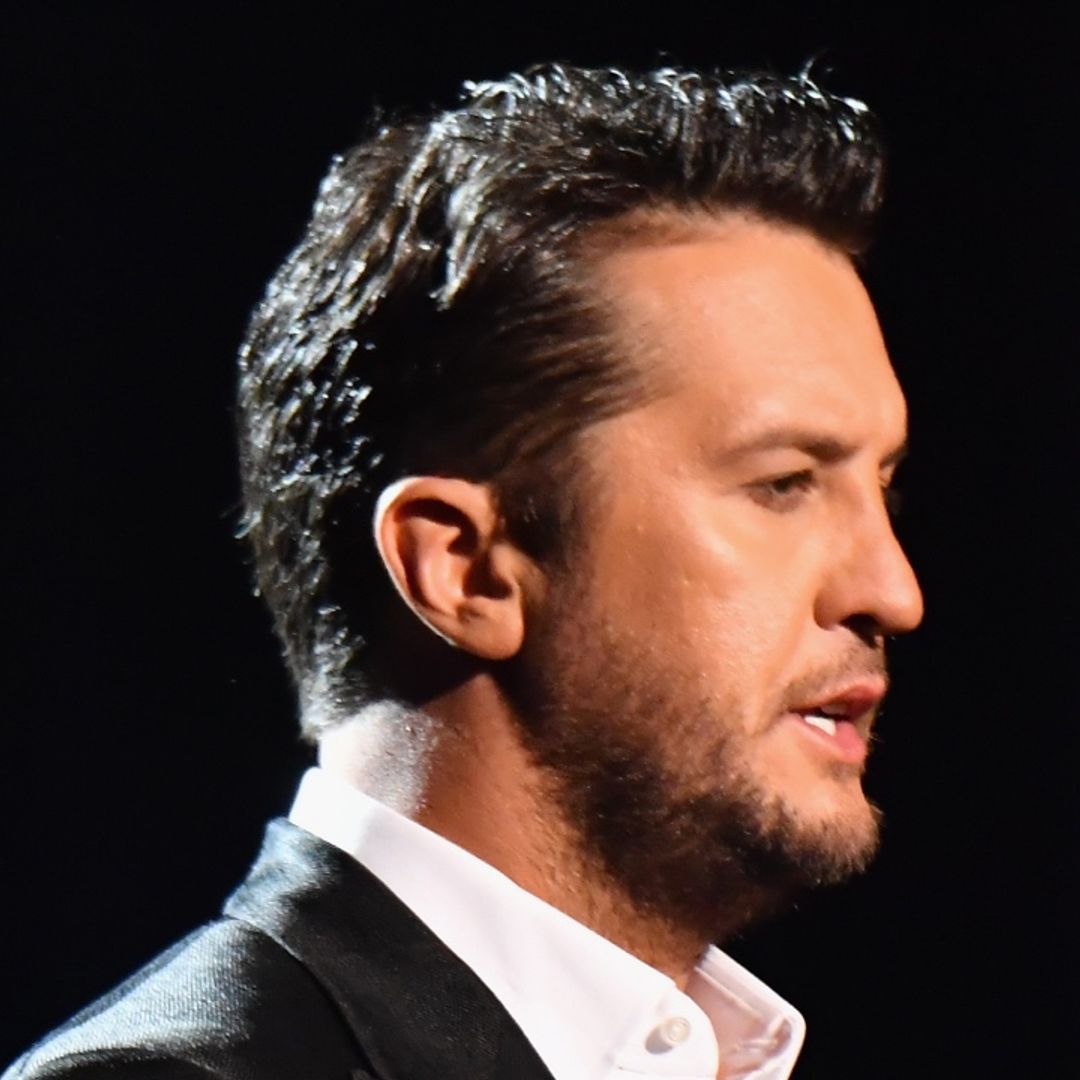 Luke Bryan has fans concerned with scary Fourth of July family photo