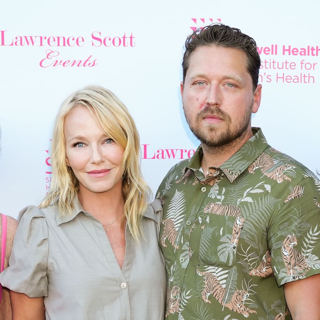 Kelli Giddish pregnant with third child, her first with husband Beau Richards