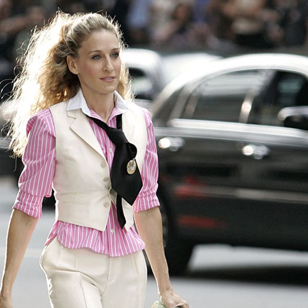 Sarah Jessica Parker channels Carrie Bradshaw while out in New York – see photo