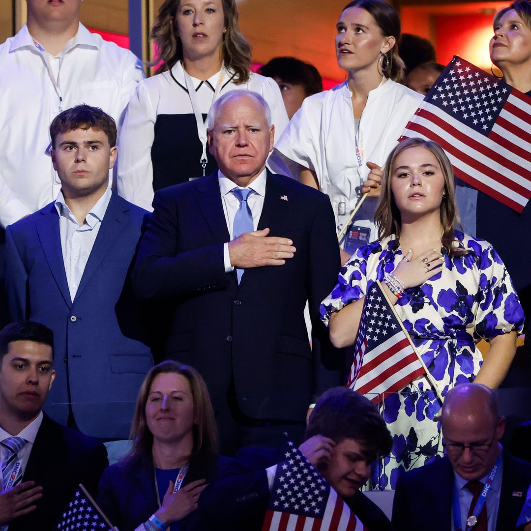 Tim Walz twins with daughter Hope on grueling day ahead of the election